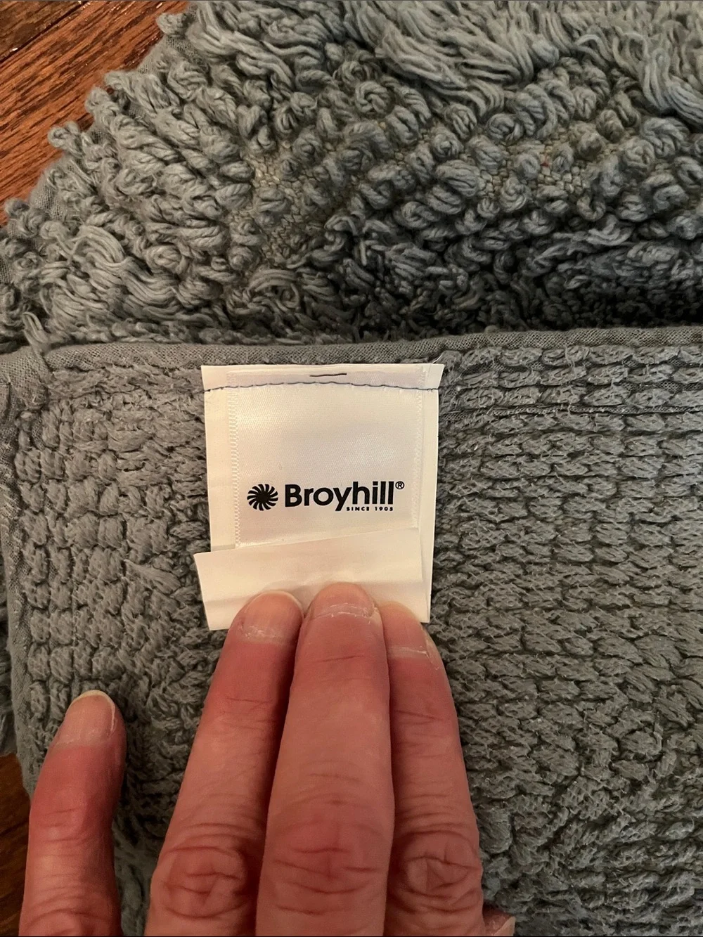 Broyhill Soft Plush Bath Rug in Light Blue